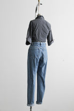 daisy chain button up