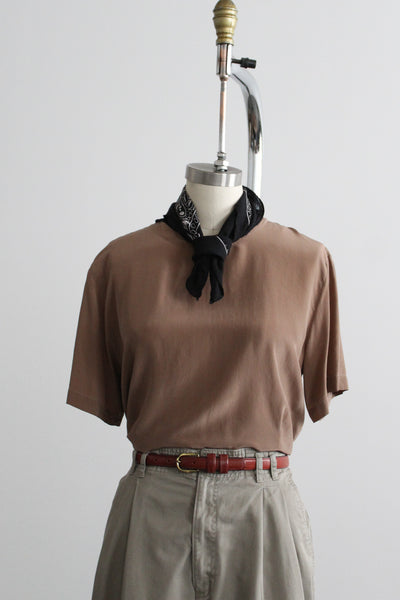 fawn silk tee