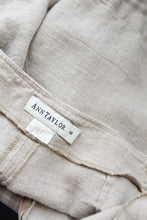 sandstone linen skort