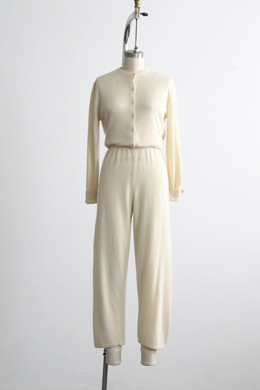 eggshell lambswool trousers