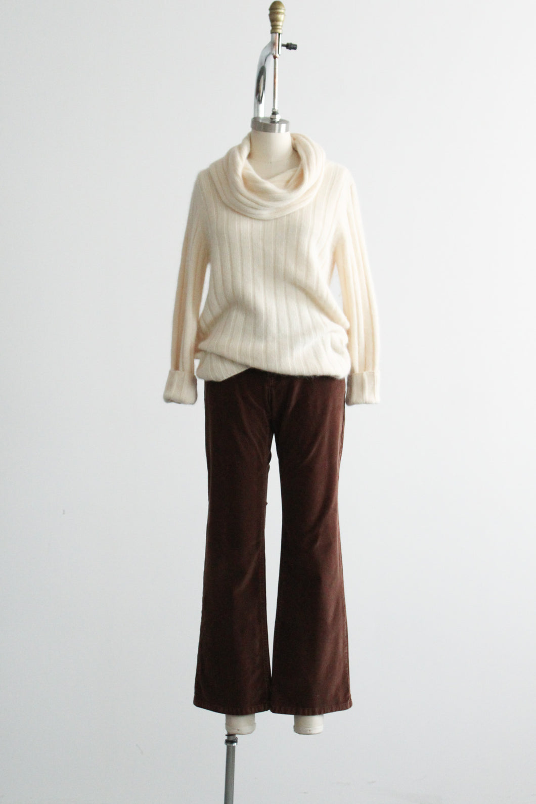 sundial velvet trousers