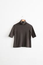 cashmere short sleeve turtleneck (s/m)