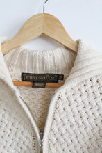 salt wool cable knit cardigan (s)