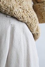 oat linen shorts (s/m)