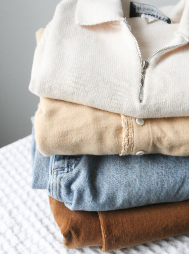 personal collection: styled vintage box: 10 items