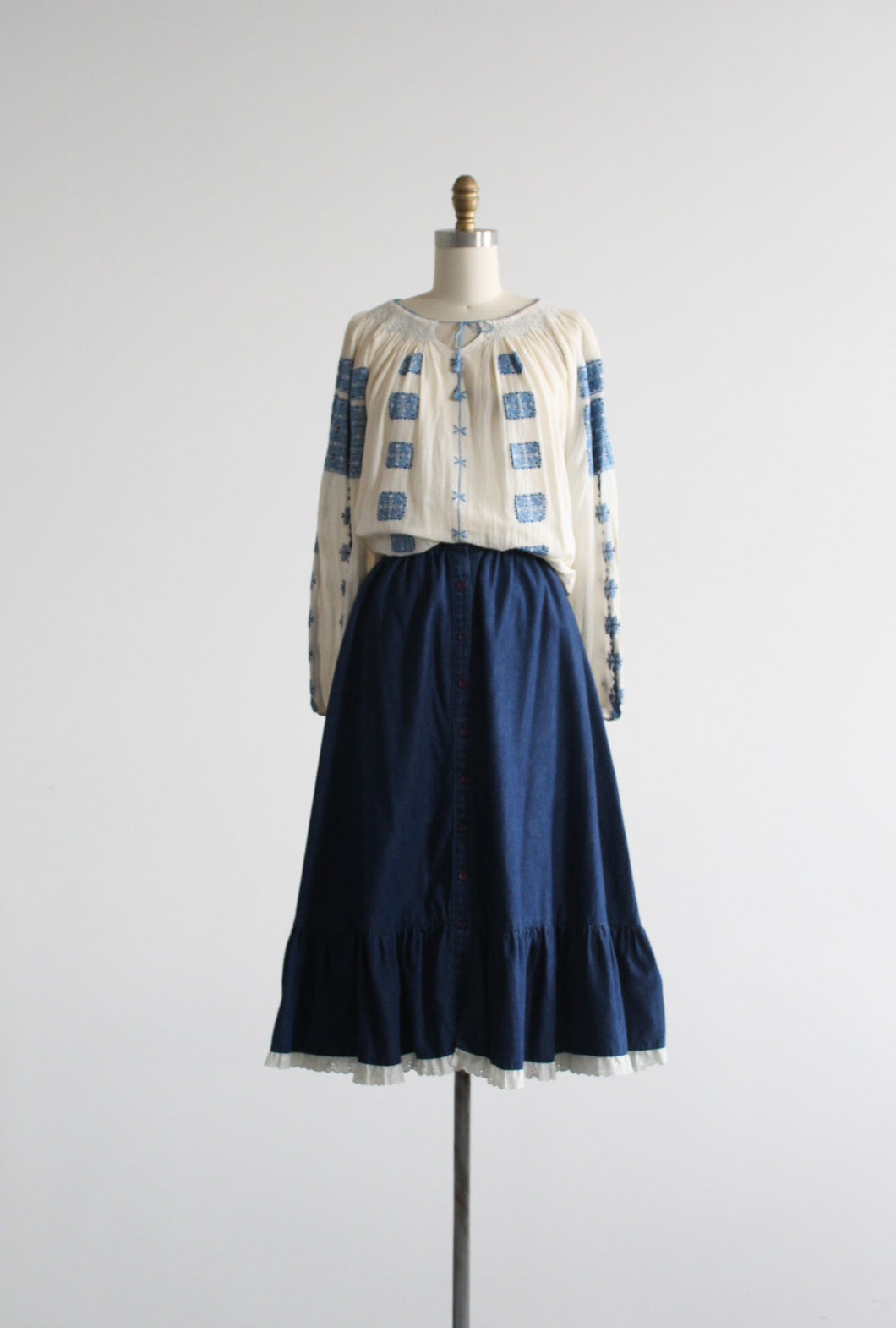 dewlight denim skirt