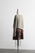 scholastic plaid mini skirt (s)