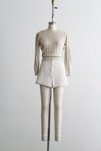bone buckle-side shorts