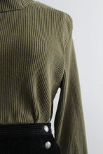 olivebranch turtleneck