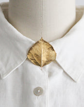 lustreleaf brooch