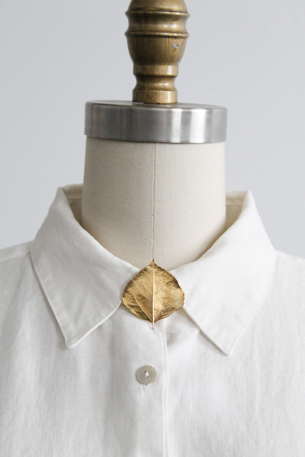 lustreleaf brooch