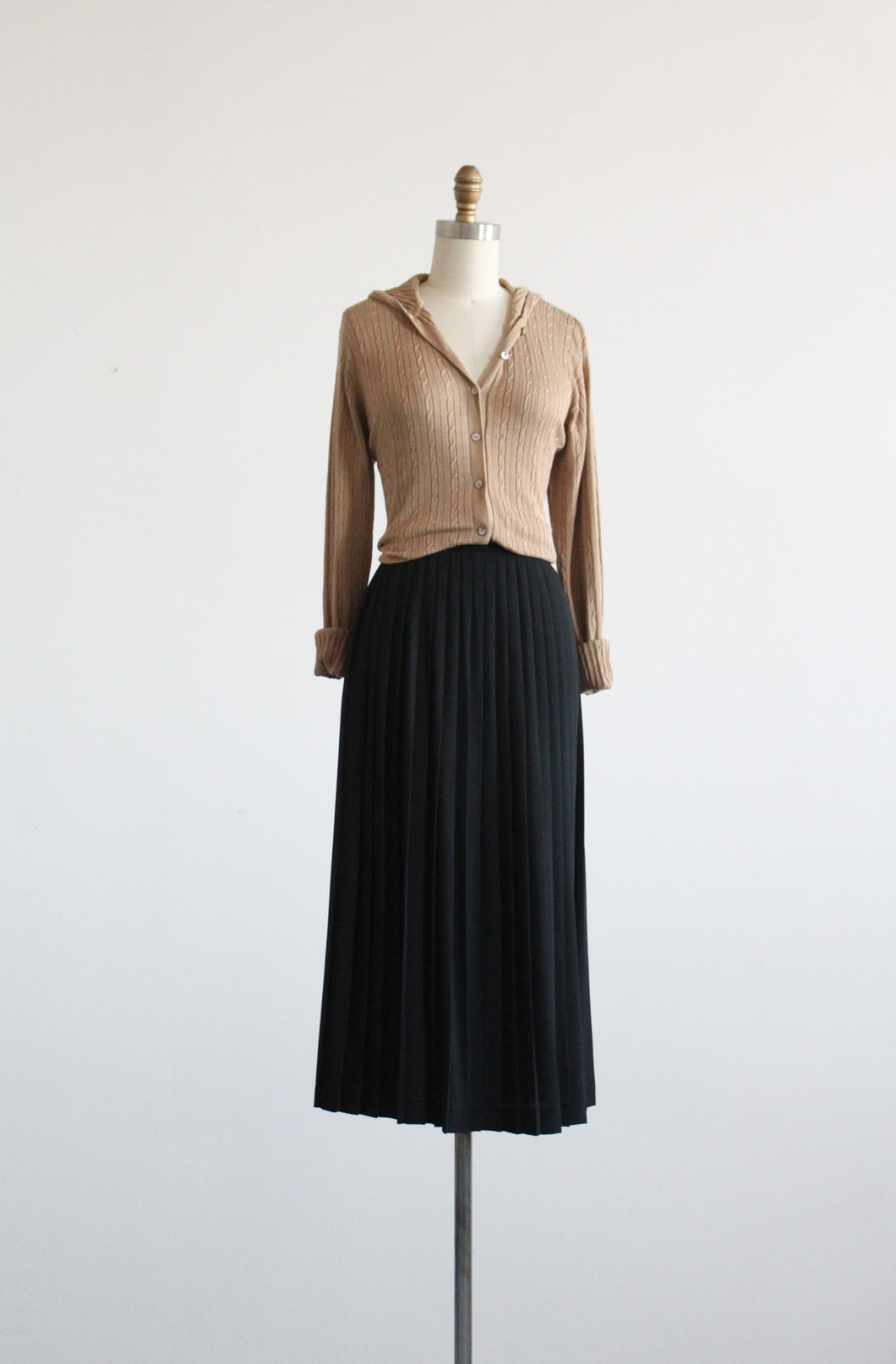 eclipse pleated skirt