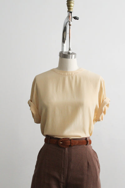 butter yellow silk tee (m)