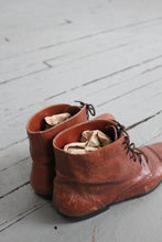 lace up oxfords size 8