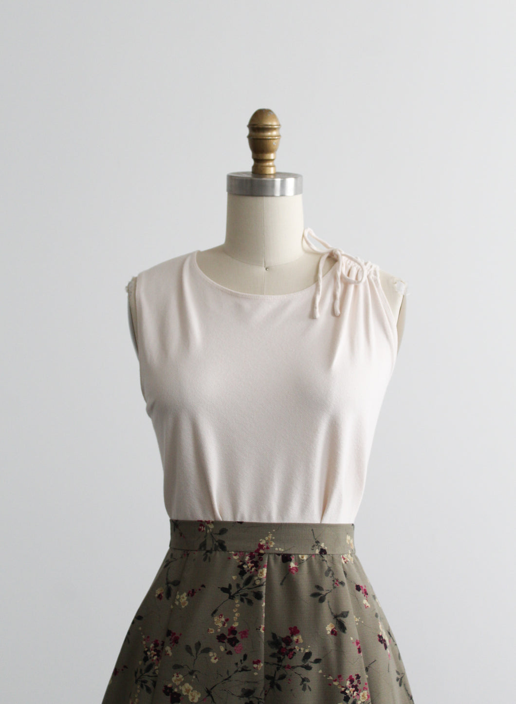 iris bow blouse