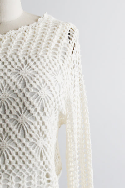 threadlight crochet pullover