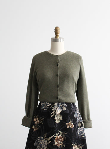 basil leaf button up