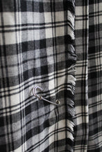 hearthside wool wrap skirt (m/l)