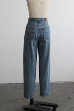 512 levis