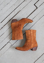 honey suede ankle boots size 7½