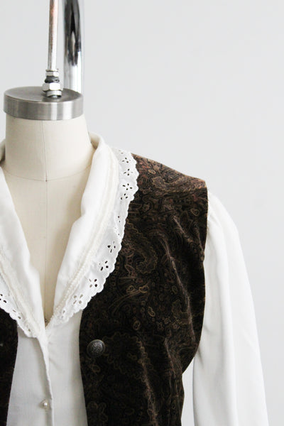 thicket velvet vest