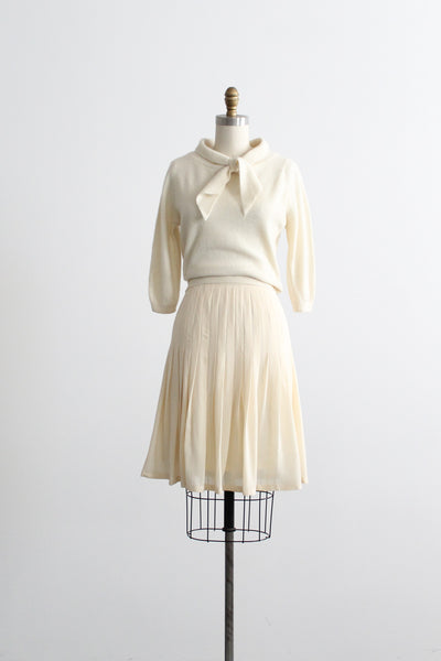 bone silk skirt