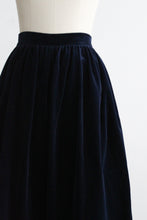 nightingale velvet midi skirt (m)