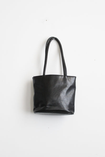 black leather shoulder bag