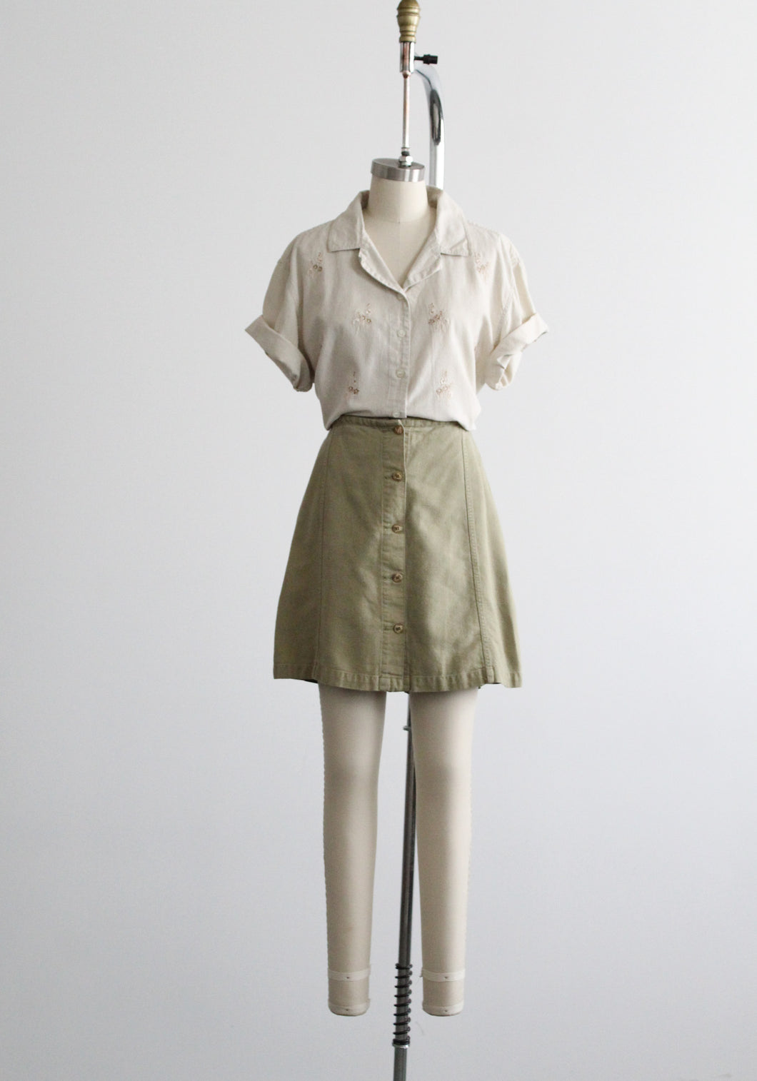 basil linen skort