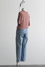 relaxed mom jeans