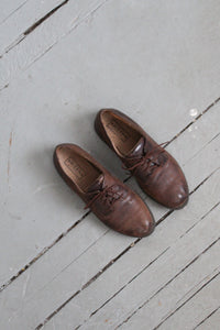 chunky lace-up oxfords size 9