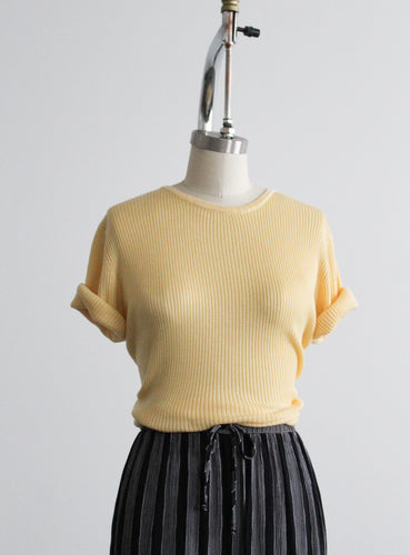daffodil rib knit tee