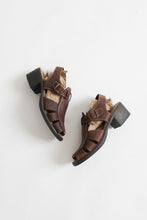 leather buckle sandals size 8 1/2
