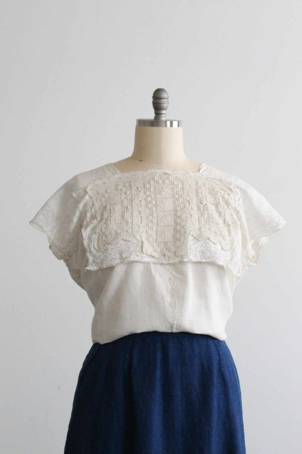 serenade boxy lace tee
