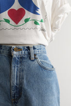 relaxed mom jeans
