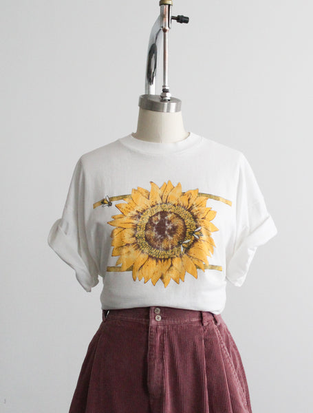 sunflower graphic tee