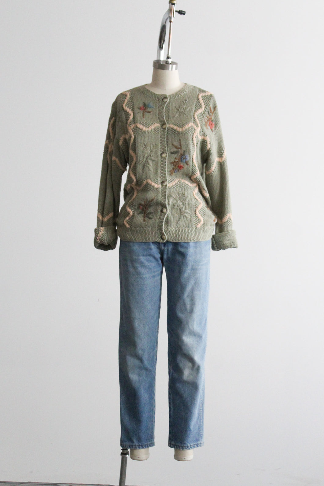 sunfaded mom jeans