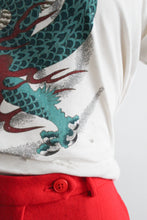 distressed dragon graphic tee (s/m)