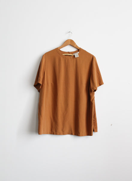 clay silk tee