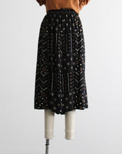 wide leg cropped trousers