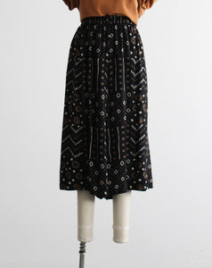wide leg cropped trousers