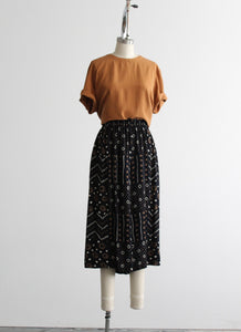 wide leg cropped trousers